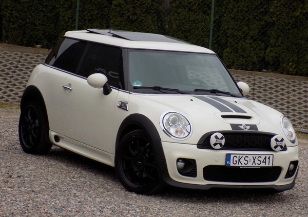 MINI Cooper S cena 35999 przebieg: 138000, rok produkcji 2008 z Lubawa małe 497